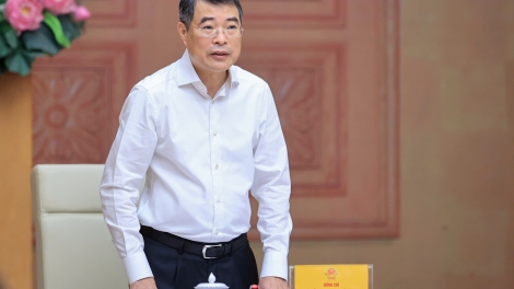 ពត៌មាន ម៉ោង​ ៦