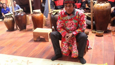 Jăk êdi hdră bhiăn đĭ dôk sang mrâo mơ̆ng mnuih Êđê