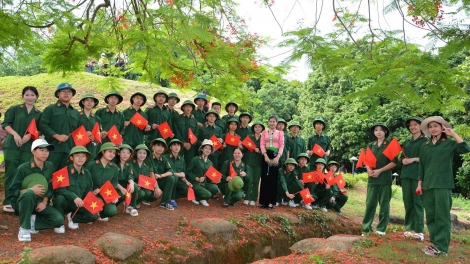 ĐIỆN BIÊN PHỦ - ĐHỊ TR’LƯM LỊCH SỬ