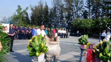 Tĭng leh chôu nhang, tơbâ kơ mâu ngế hlâ tơplâ khên tơnôu Gạc Ma