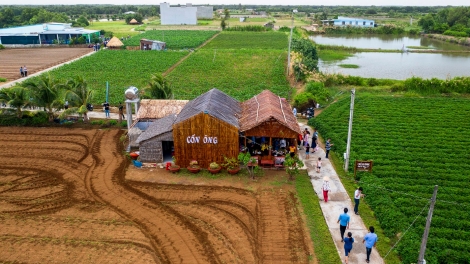 ទុនឥណទានគោលនយោបាយ ជា«គំនាស់»ជួយនារីខ្មែរឈោងឈានឡើង