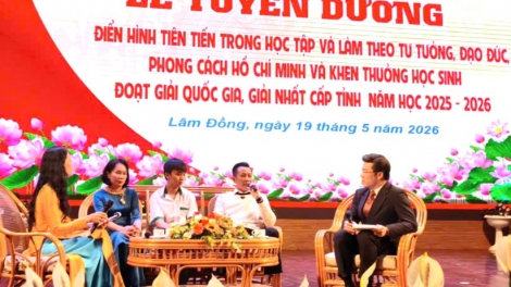 Lâm Đồng pơpŭ bơni ƀing ba gru amăng gơnong bruă pơtô pơjuăt
