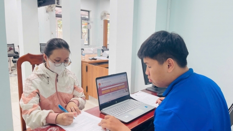 Khánh Hòa rah 417 công chức, tơ’nôm mơngế pêi cheăng râ cheăm