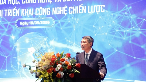 Khua dêh čar ơi Lê Minh Hưng nao ngă lơphet pioh hơdor Hrơi boh thâo ia rơgơi, boh thâo măi mok hăng pơplih pơčeh phrâo Việt Nam 