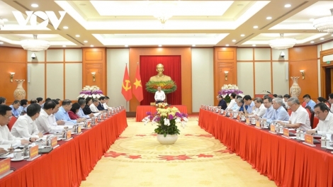 Tổng Bí thư, Kruanh dak: An geh ƀư kloh na nê̆ lơn nău kan hun hao bâh Việt Nam.