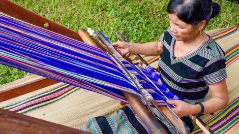 Xông athế pin xông (Chúng ta hãy cố gắng)