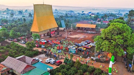 Hoa Lang biang
