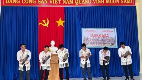 K’Brèm-Ngế ki pro nếo rơngê ting ting hdrông K’Ho, Mạ