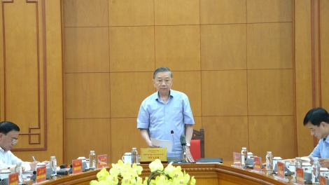      Mkŏ mjing bruă klei mĭn Đảng ênuk mrâo, čŏng pô, hŏng klei mbruă, mâo klei tŭ dưn 