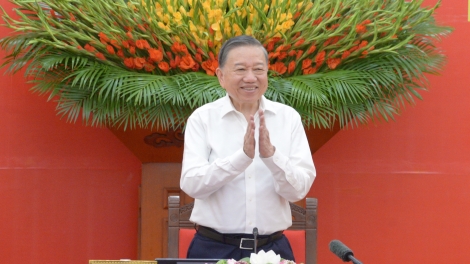 ពត៌មាន ម៉ោង ១៥