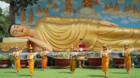 បណ្តុះពន្លកសិល្បៈនៅតាមភូមិស្រុក