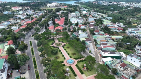 Lâm Đồng jang tơnăp hơgrop thôn, kueng kơphô̆