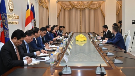 ពត៌មាន​ម៉ោង៦