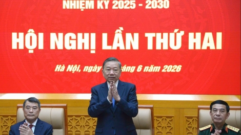 Hop akŏm Quân uỷ Trung ương ‘măng mă 2 jăl jang 2025 – 2030 