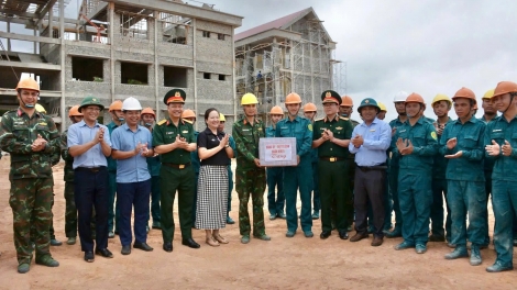 Kuân khu 5 lăm ngăn tơdroăng ki pro hngêi trung hdrông kuăn ngo ai tíu kâ koi ối pơtê a kơpong tơkăng kong Dak Lak 