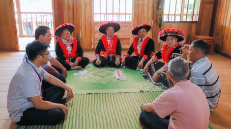 DOM HAREI RAYA HU PAMBUAK TAL ADAT CAMBAT SAONG LABIK NGAK ADAT DI LAM DONG HU NGAK TUI ADAT DI KARJA