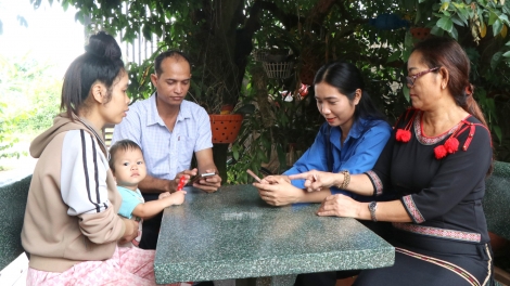 Người giữ niềm tin ở buôn làng Tây Nguyên