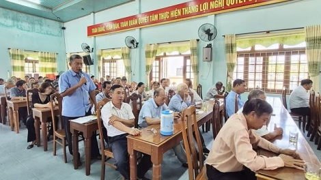 BÂC BH’RỢ VÊY XAY BHRỢ OOY “C’XÊÊ XƠỢNG ĐHANUÔR MOON”
