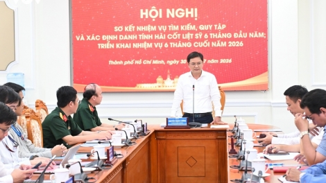 TPHCM MEK MAU AND LABAIH 7.600 GHOR KUBO LIET SI OH KATHAU ANGAN JE