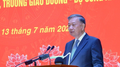 Pơ’lêh rơdêi ing tuăn tơmiÂt rak ngăn mơngế kroăng phâk chiâng rak ngăn tung pơla ‘mâi hơ’lêh nếo kuăn mơngế