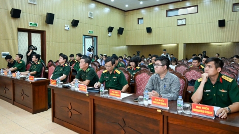 Giao lưu quốc phòng biên giới Việt Nam - Lào gắn với nhiều hoạt động an sinh cho người dân