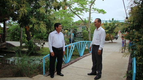 យុទ្ធជនពិការធ្វើមាននៅស្រុកកំណើតរបស់ខ្លួន និងចែករំលែកជាមួយសហគមន៍