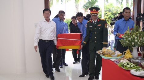 ពត៌មាន ម៉ោង ១៥
