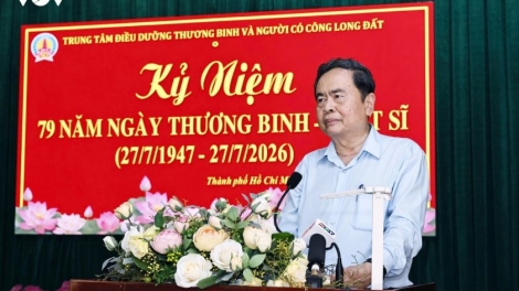 Kơdră Quốc hội ƀlŏk bơnê kơ bơngai đei kŏng tơ̆ pơlei tơm Hồ Chí Minh 