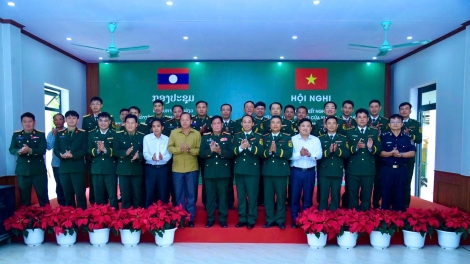 Tăng cường phối hợp bảo vệ biên giới Việt Nam - Lào