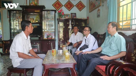 អ្នកមានកិត្យានុភាព - ជាស្ពានមេត្រីរបស់ភូមិស្រុក