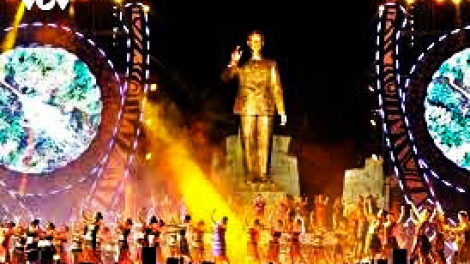 Tây Nguyên ơn Bác đời đời