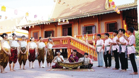 JALAN LANGYAH PANDAR PAGLAONG YAOM KAOM DRAP AR ILAMO BANGSA KHMER