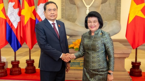 Khua pơ ala mơnuih ƀôn sang dêh čar Kur rai čuă sit nik Việt Nam