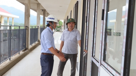 Quảng Ngãi mjêč bi leh 4 bĭt sang hră knông lăn êlâo kơ thŭn hriăm mrâo 