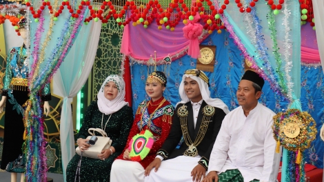 Prăp gàr niam chài kòn cau Prum: Tŭ phan lời wơl gơs gơn kơnờm bơtàu tơnguh lòt nhơl 