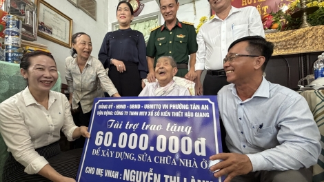 ស្ពកបាយក្បែរអ្នកម្តាយ-ពោរពេញដោយមនោសញ្ចេតនា-ភក្តីភាព