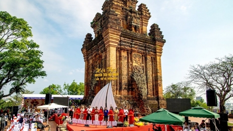 LIÊM PR’HAY LÊY CHÔ ĐHỊ THÁP NHẠN TRUIH C’LÂNG LƯƠT LÊY CHI ƠH ĐĂH ĐÔNG ĐẮK LẮK