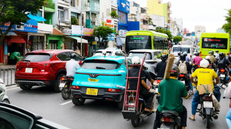 BAN RAYA HO CHI MINH KHAM MERAT BA HU 20% BHAP BINI NAO MAI MENG RADAIH BUS
