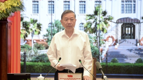 Khua gĭt gai Đảng, Khua Lăn čar Tô Lâm mă bruă kơ hdră êlan bi hơĭt klei hdĭp yang ƀuôn 