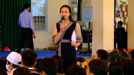 Đơs reng - Yal jơnau yau