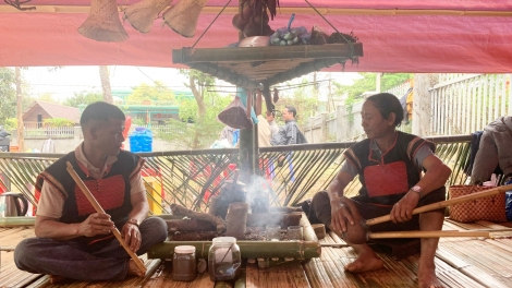 Ană plơi hrưn đĭ hăng pran jua pô laih anun tơlơi pơmin mơ̆ng Ping gah