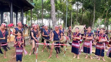 Tơring ah (Hỡi Tơring)	