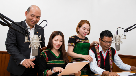Bơh Rơdiô tus măi mok sồ