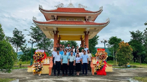 Đơ̆ng “găr hơdrĕch” blŭng a truh tơdrong arih xa ‘nao tơ̆ Cheo Reo