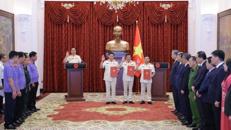 Khua gĭt gai Đảng, Khua lăn čar mđup brei Hdră mtrŭn ruah phung mă bruă hlăm Sang phat mkra kđi klei yang ƀuôn gưl dlông 