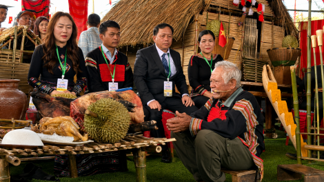 Duh hồl ală broă lơh dờp bal Lơh chờ sầu riêng tàm càr Dăk Lăk