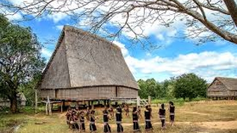 Parơtuk čim mơñi bơyan phang lah jŭ