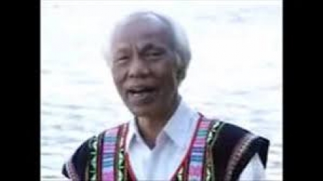 Adrin năm hŏk (Cố gắng học tập)