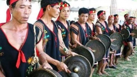 Mor jor (Động viên con cháu sống tốt)