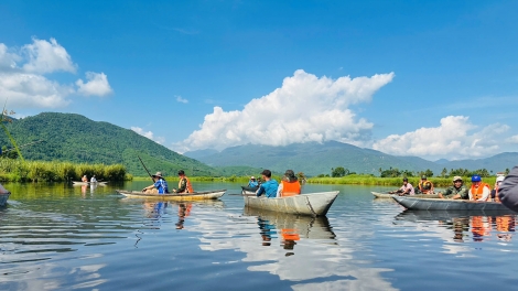 Khám phá vẻ đẹp nguyên sơ khu rừng ngập nước Hòa Thịnh - Đắk Lắk